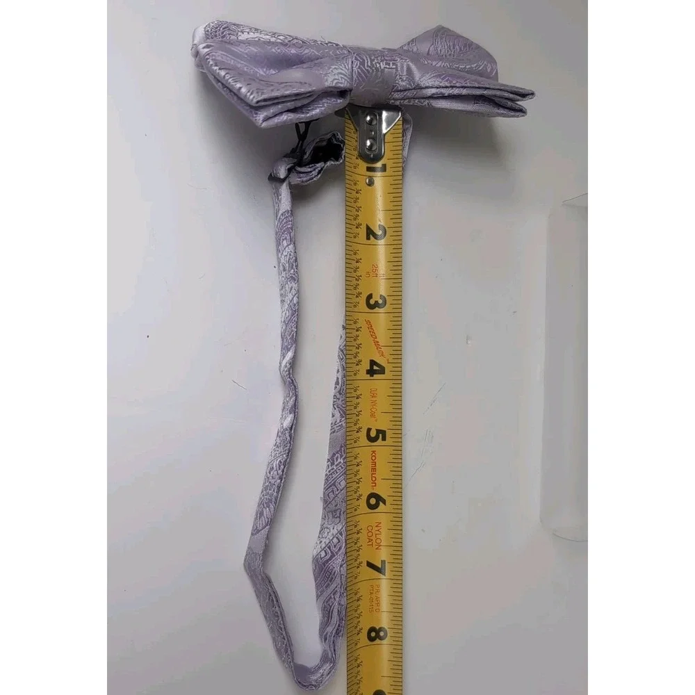 Gianfranco New formal Men's pre-tied bow tie & hankie paisley Lavender Italy